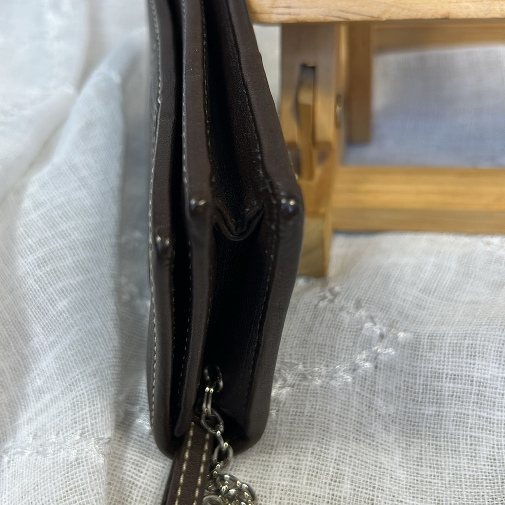 NWOT Coach leather keychain never used classic wallet - Picture 8 of 16